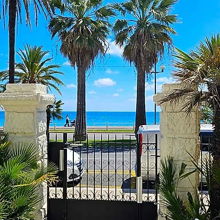 Flots D'azur Promenade Des
