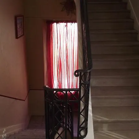 Flots D'azur Promenade Des