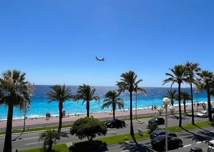 Flots D'azur Promenade Des 니스