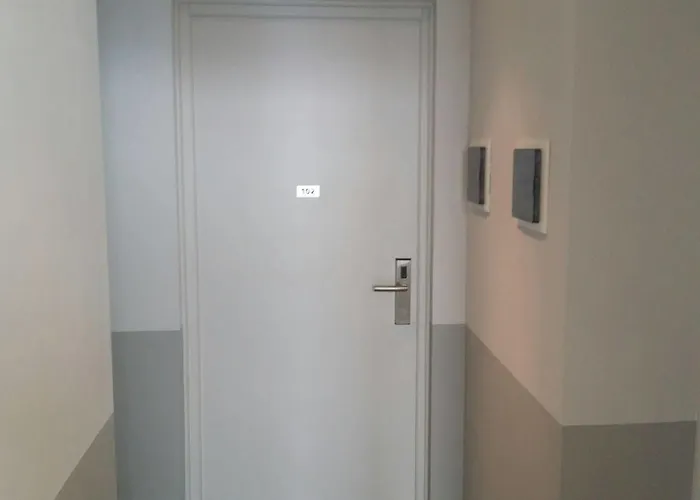 Flots D'azur Promenade Des