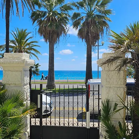 מלון Flots D'azur Promenade Des