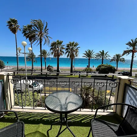 Flots D'azur Promenade Des Hotel 3*